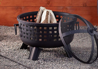 Unlit fire pit with top off